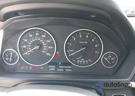 2018 BMW 330I z USA, uszkodzony, nr VIN WBA8B9C55JK676715